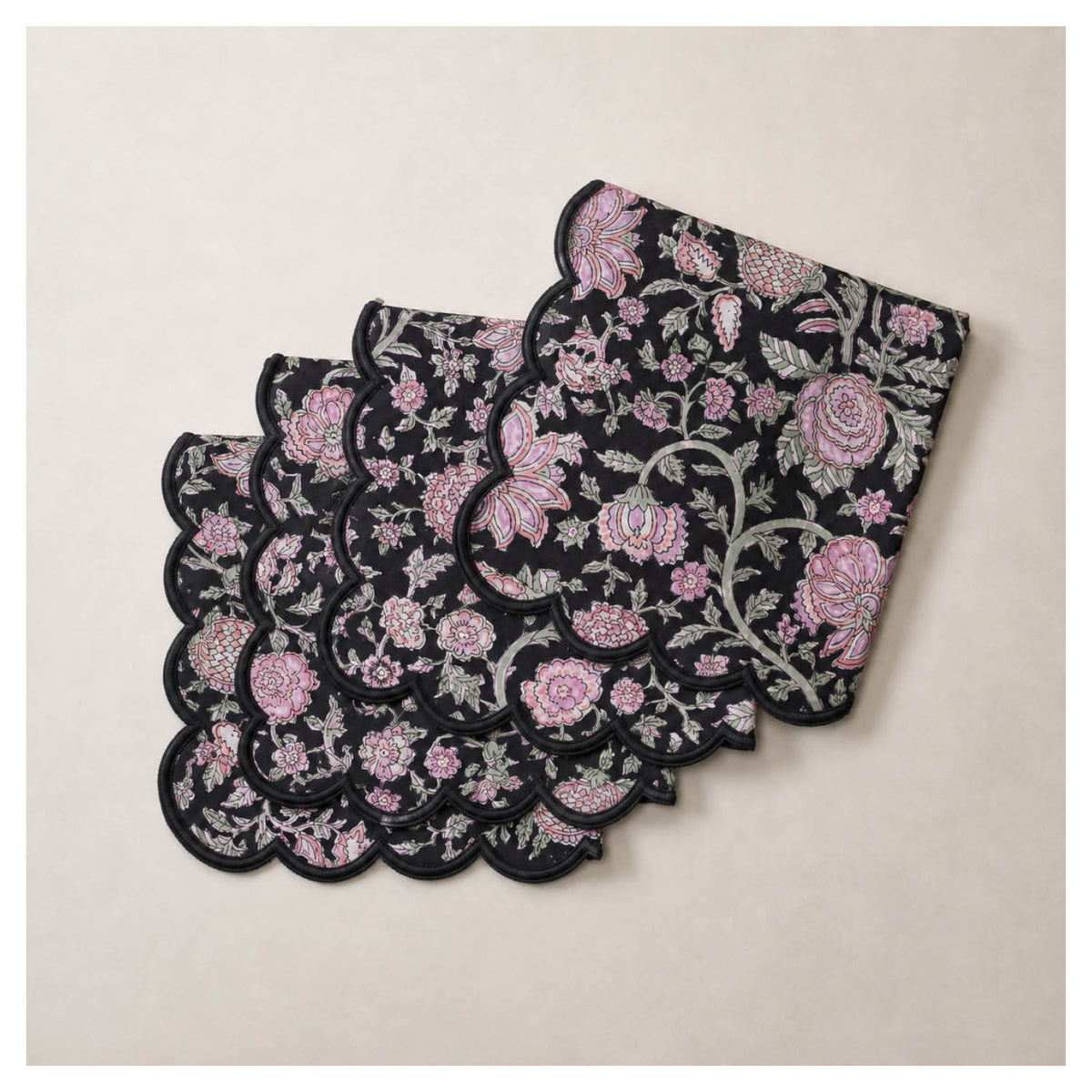 Floral Scalloped Cotton Napkins – Black