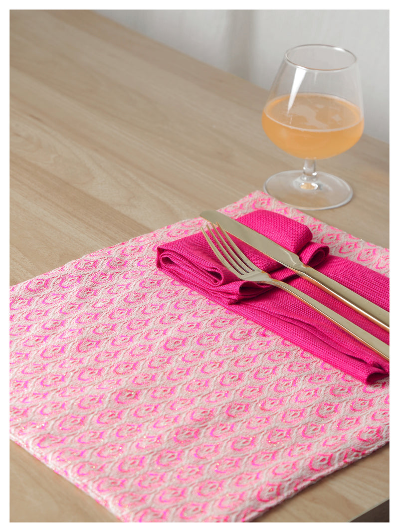 Pink Scallop Table Mats