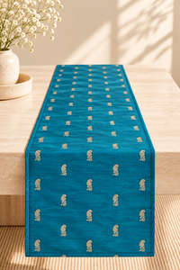 Saz Paisley Table Runner – Turquoise