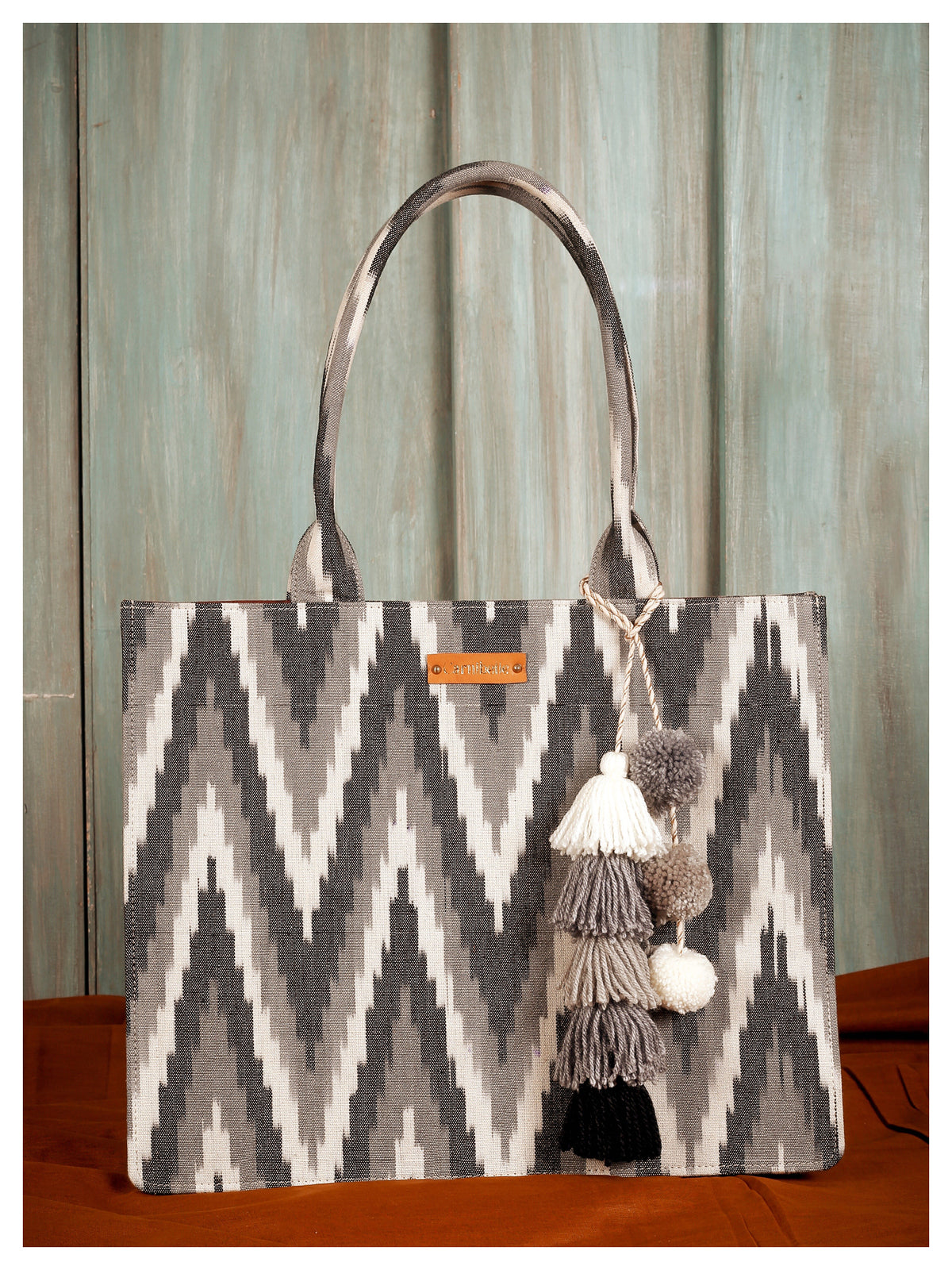 Good Things Tote - Grey Ikat