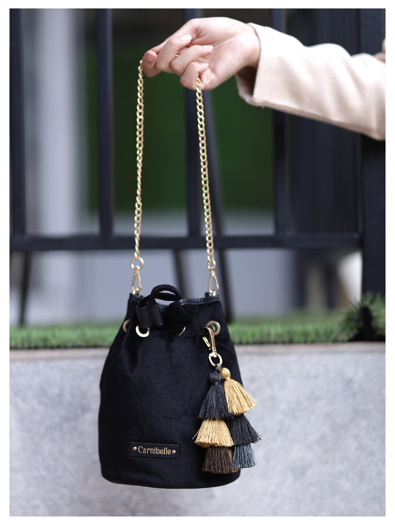 MINI PITAARA Bucket Bag - Rich Classic Black